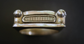 1953 Buick Roadmasters Car ring    Size 13 US - AUS Z3/4